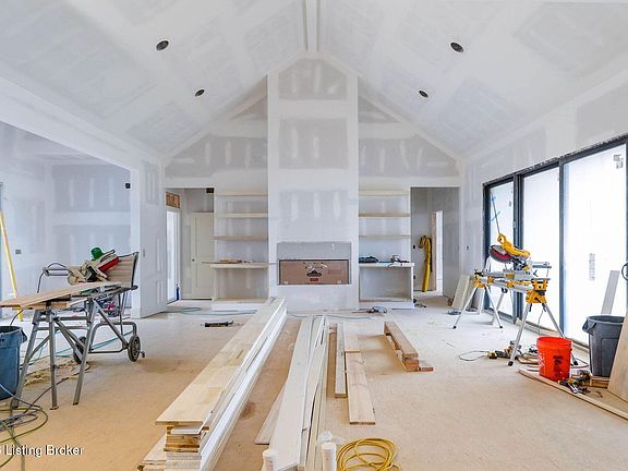 4th image of 2901 Quarry Rd