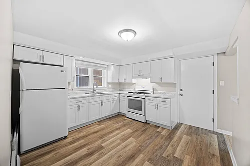 734 Bellwood Ave #GE Photo 1 734 Bellwood Ave #GE Photo 1
