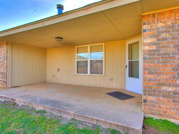 2nd image of 4212 Notting Hill Dr