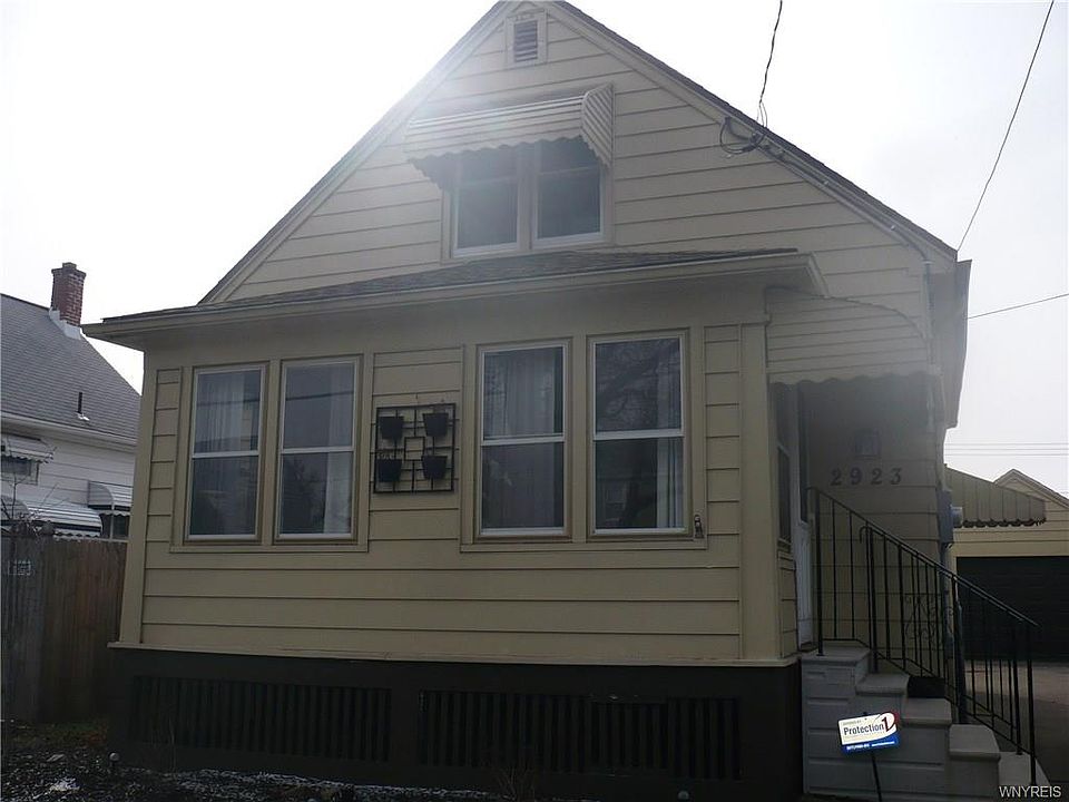 1st image of 2923 Niagara Ave