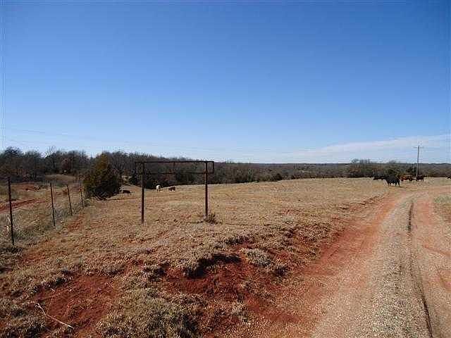 2nd image of Little River Rd