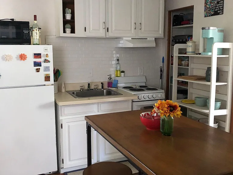 618 E Myrtle St #B — Photo 4