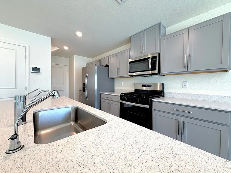 5646 Mesa Sedona St — Photo 13