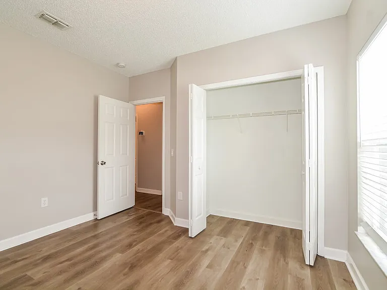 627 Cotulla Dr — Photo 15