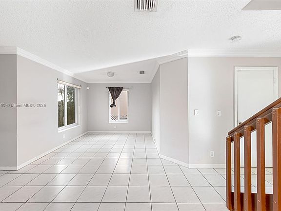 3rd image of 6227 Buena Vista Dr