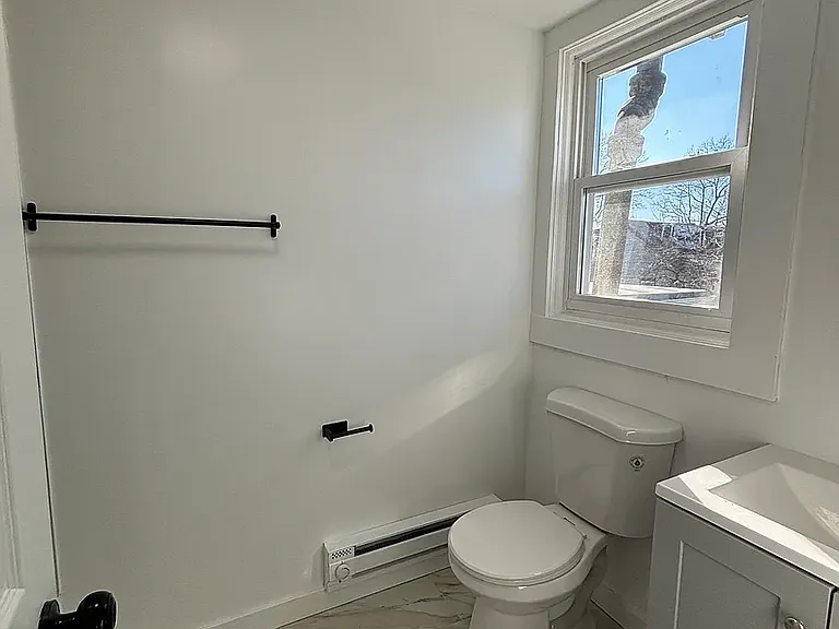 145 Vermont Ave #5D — Photo 6