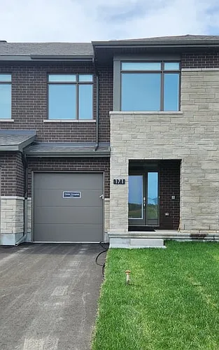 171 Bliss Cres Photo 1