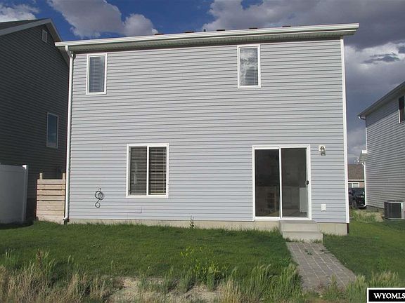 3rd image of 3828 Harrier Dr