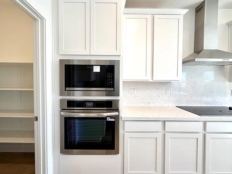 3432 Edington Dr — Photo 12