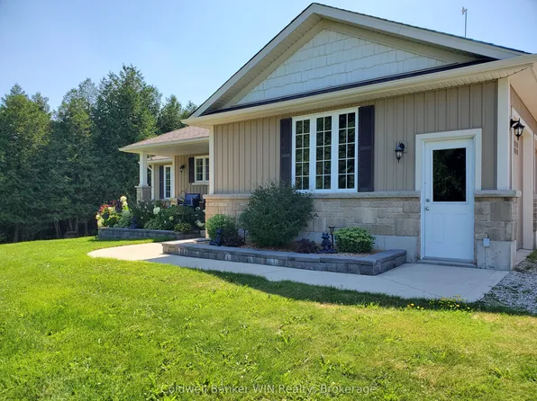 113 Scotts Hill Rd, West Grey, ON N4N 3B8