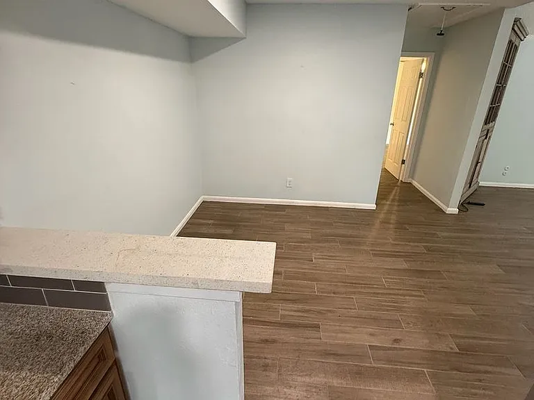 5131 Spring Forest Dr — Photo 7