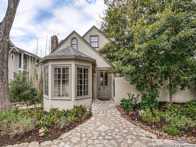 1st image of 411 Harrison Ave