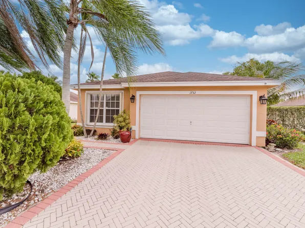 1732 Sawgrass Circle, Greenacres, FL 33413