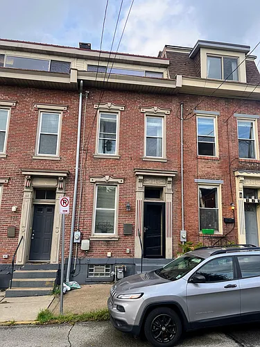 177 36th St Photo 1