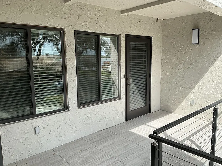 1 Lake Hollingsworth Dr #2 — Photo 2