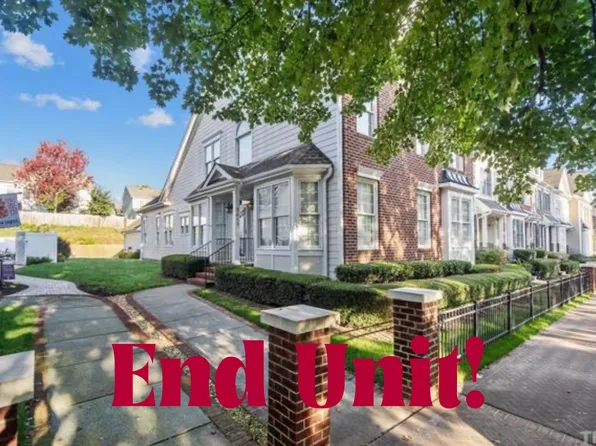 2411 Saint Pauls Sq, Raleigh, NC 27609