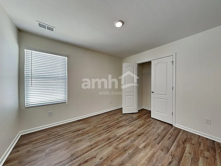 2053 Southlea Dr — Photo 18