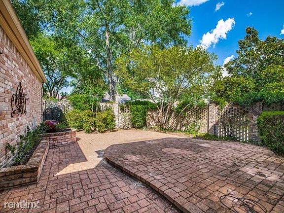 5th image of 17287R Beaver Springs Dr