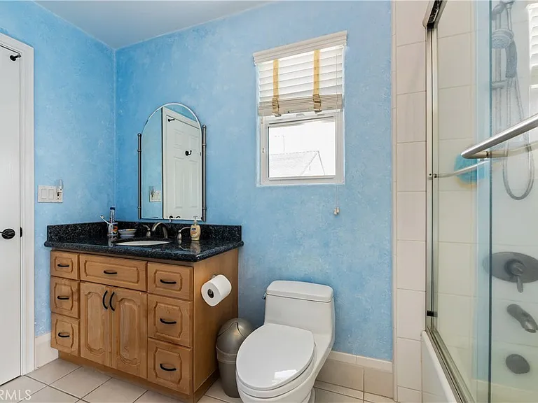8252 Dancy Cir — Photo 19