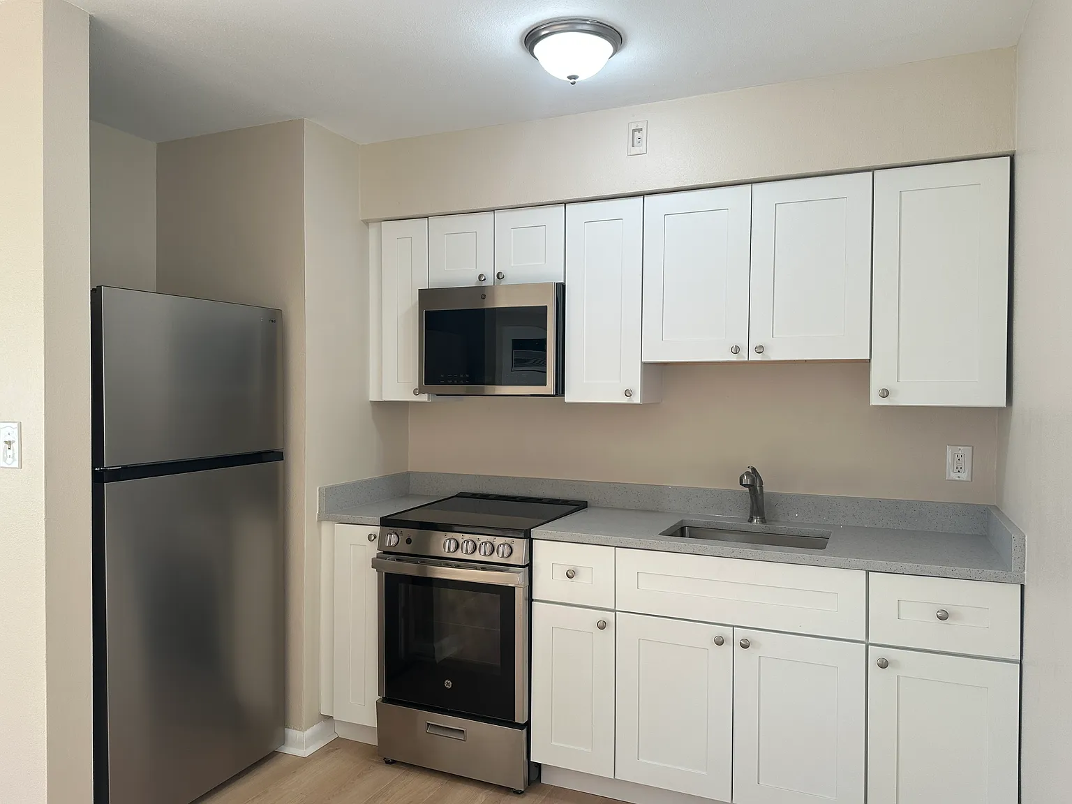 1 bed, 1.0 bath, $1,575 — Photo 4