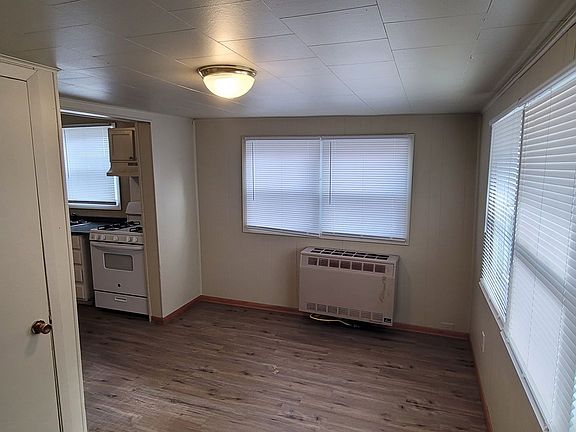 5th image of 1608 Bemidji Ave N #10