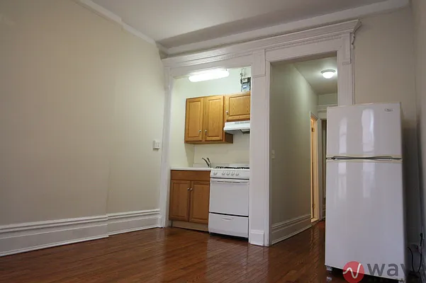 Rented by Wave Real Estate Group | media 6