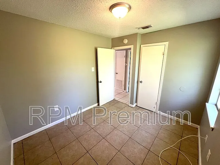 5143 Baker Blvd #C — Photo 22