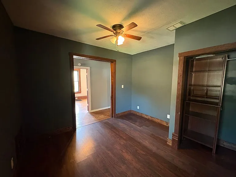 532 Crosby St — Photo 34
