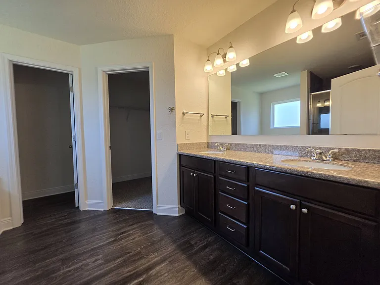 6229 Redberry Dr — Photo 11