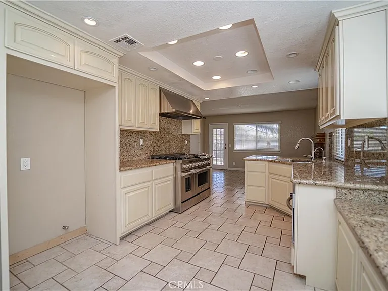 11123 Woodview Dr — Photo 12