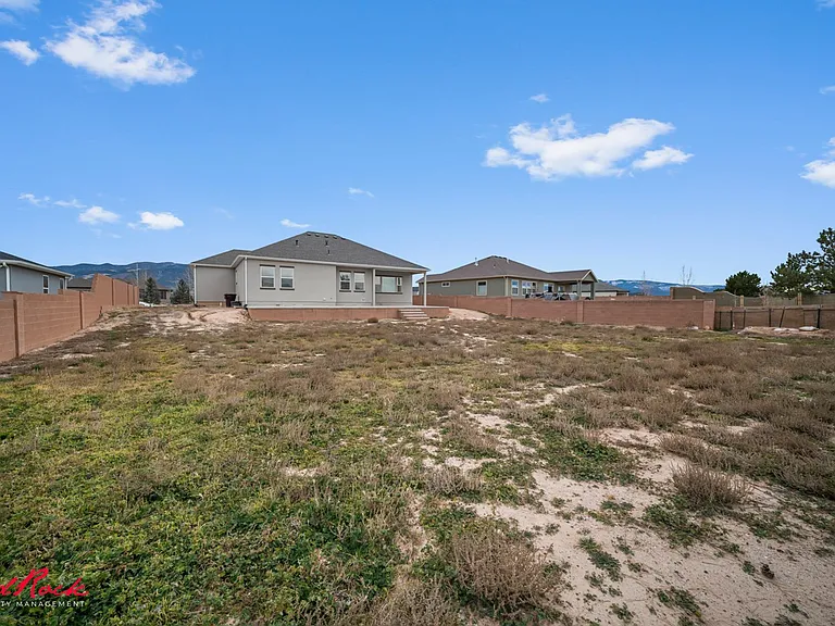 3761 N Native Dancer Dr — Photo 47