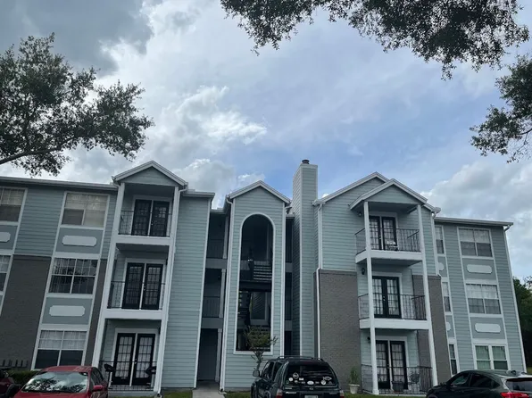 2550 N Alafaya Trl, Orlando, FL