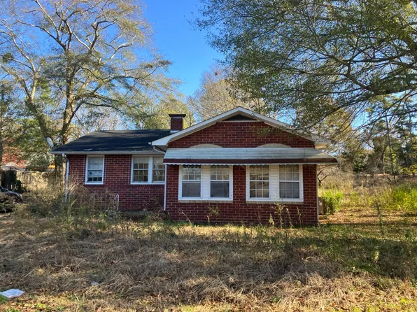 1325 Ferro Ave, Bessemer, AL 35020