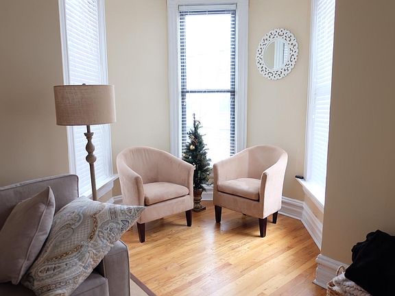 3rd image of 1112 W Armitage Ave APT 2F