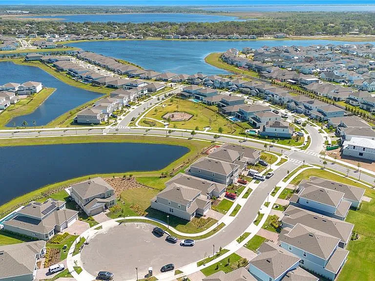 13231 Panama Beach Ct — Photo 48