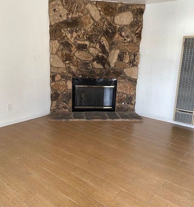1st image of 4360 W 132nd St Unit B
