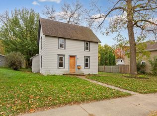 1519 N 4th St, Mankato, MN 56001