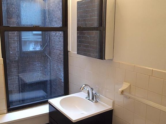 5th image of 5307 Skillman Ave APT 3RF