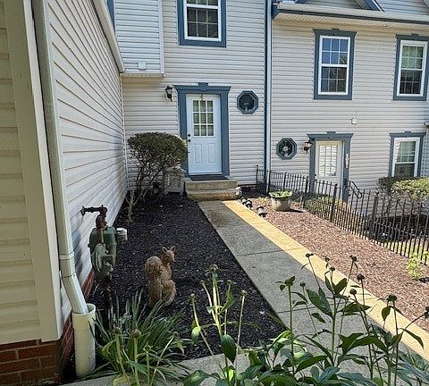 4th image of 1003 Rural Ridge Dr