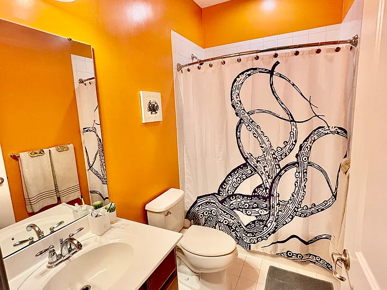 7673 Timbercross Ln — Photo 18