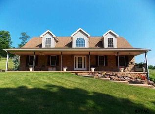 455 Cloverleaf Rd, York, PA 17406