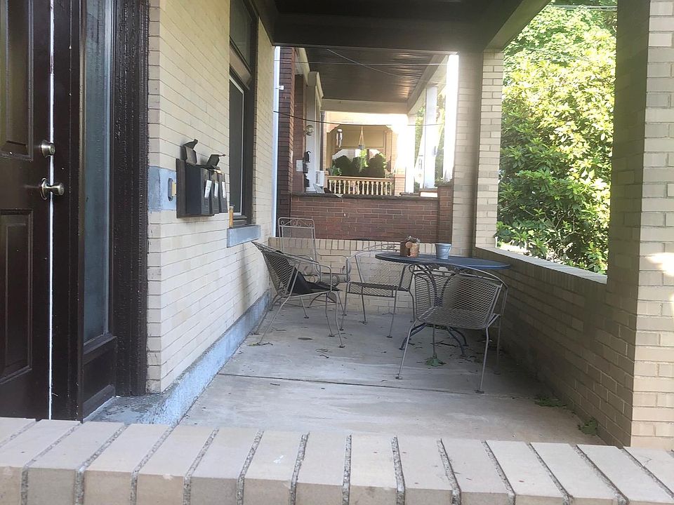Shared front porch