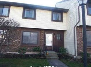 17 Robin Brook Dr, Newington, CT 06111