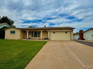 204 Fordham Cir, Pueblo, CO 81005