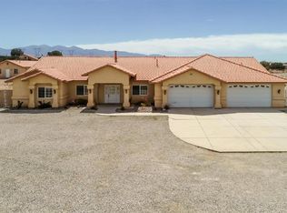 6976 Coyote Trl, Oak Hills, CA 92344