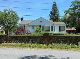 4 Monitor Bay Rd, Crown Point, NY 12928