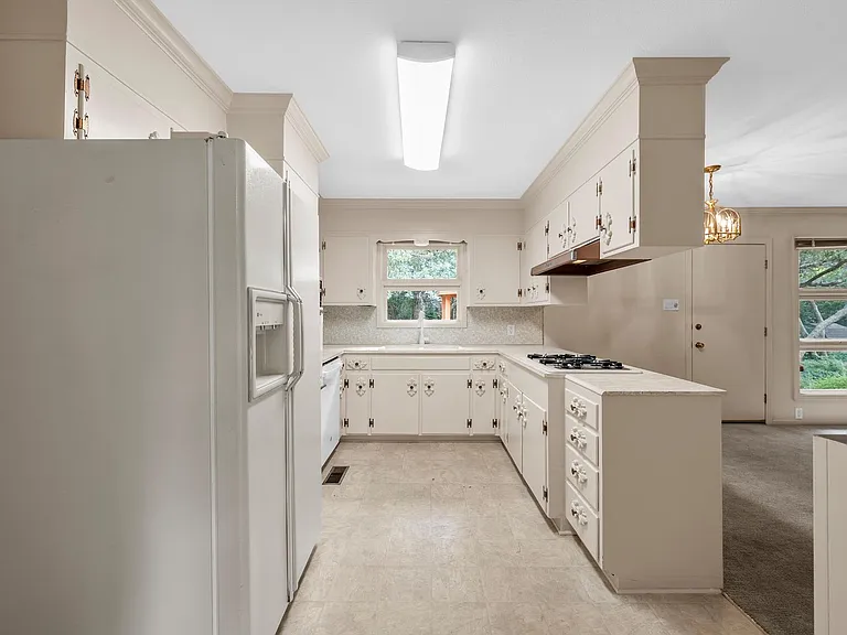 7808 Delhi Rd — Photo 11