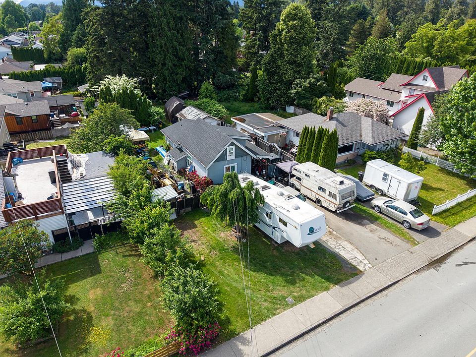 1st image of 9813 Young Rd