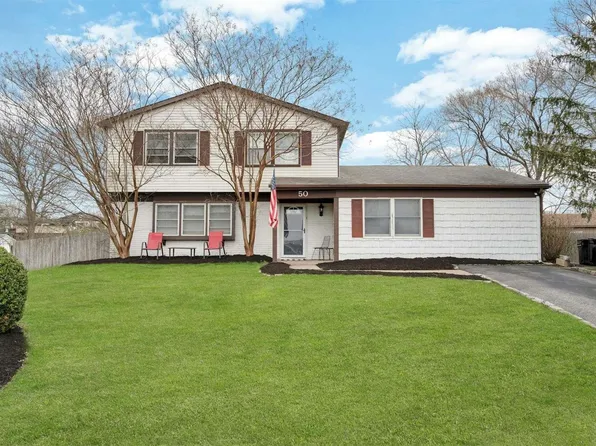 50 Segatogue Lane, South Setauket, NY 11720