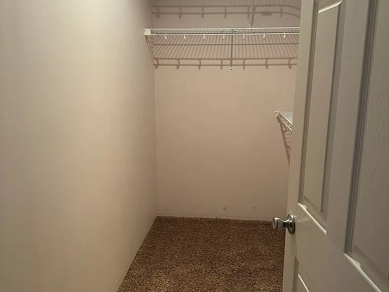 2208 White Oak Dr — Photo 14